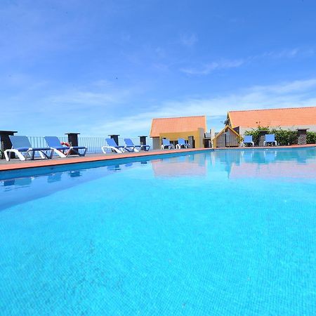 Residencial Farol Bed & Breakfast Ponta do Pargo Exterior photo